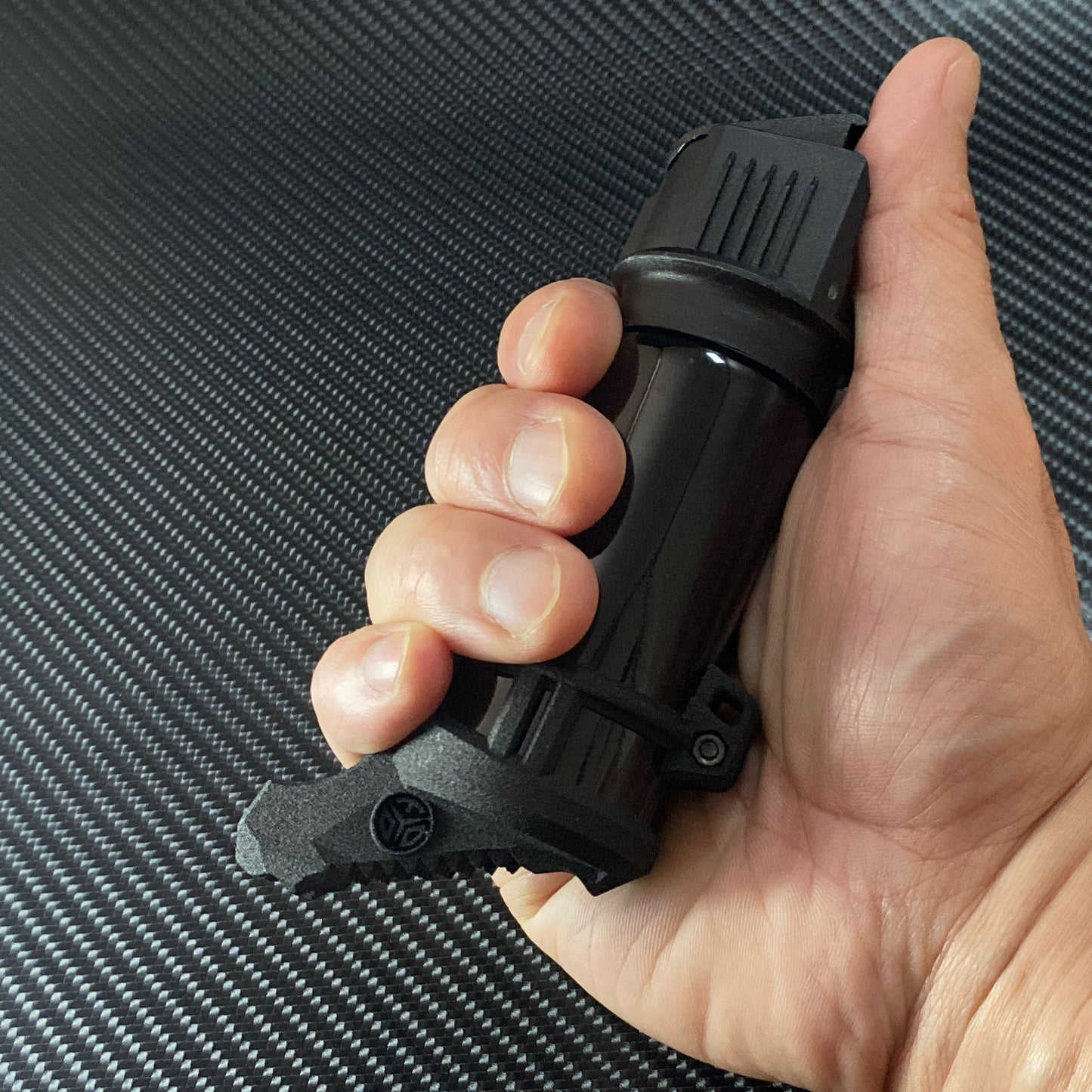 【TACスプレー・ショーティ】打撃アタッチメント付き催涙スプレー(M-size)